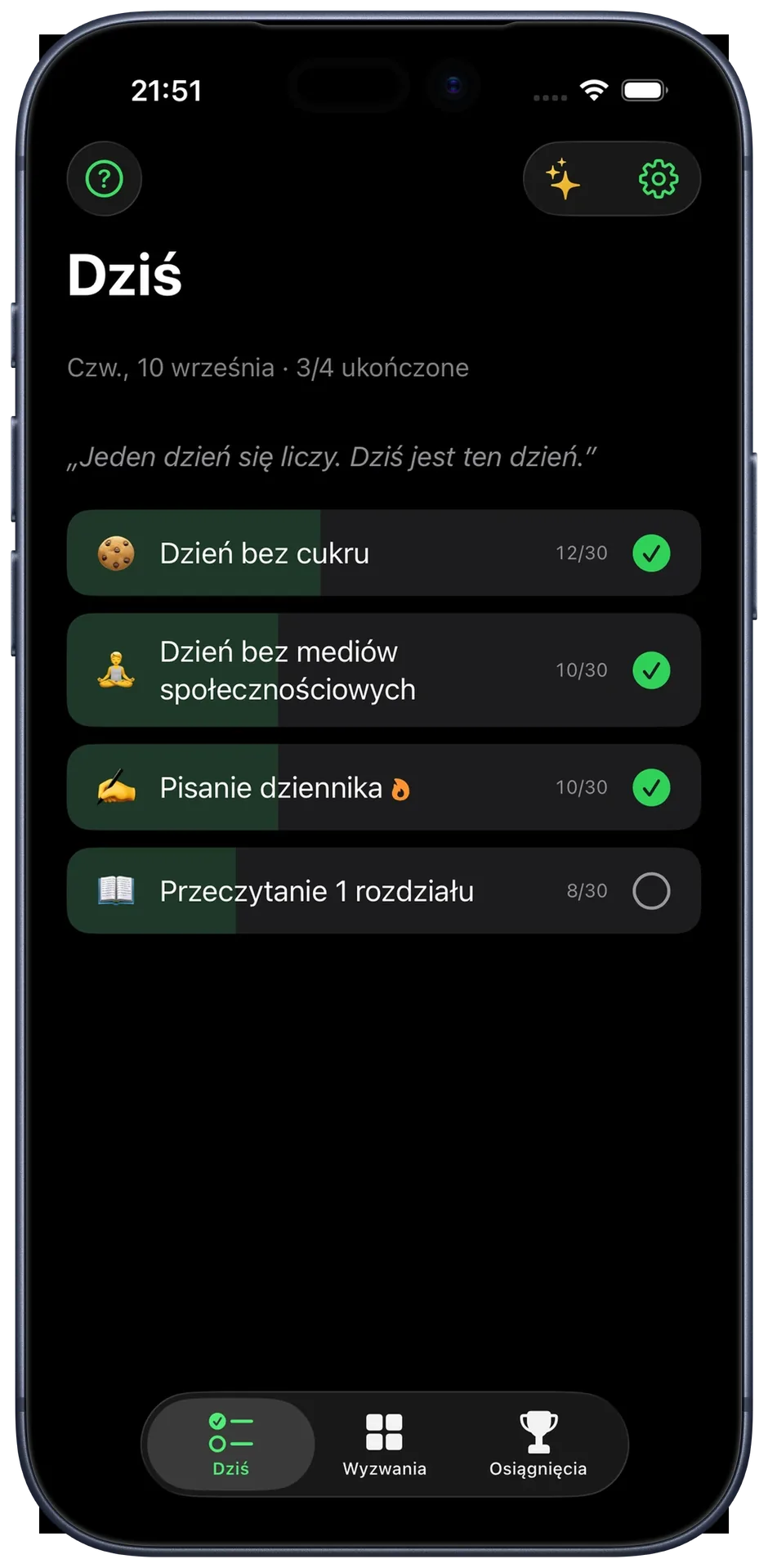 Widok Dziś w 12 Challenges w trybie ciemnym: cztery challenge’e, trzy już odhaczone
