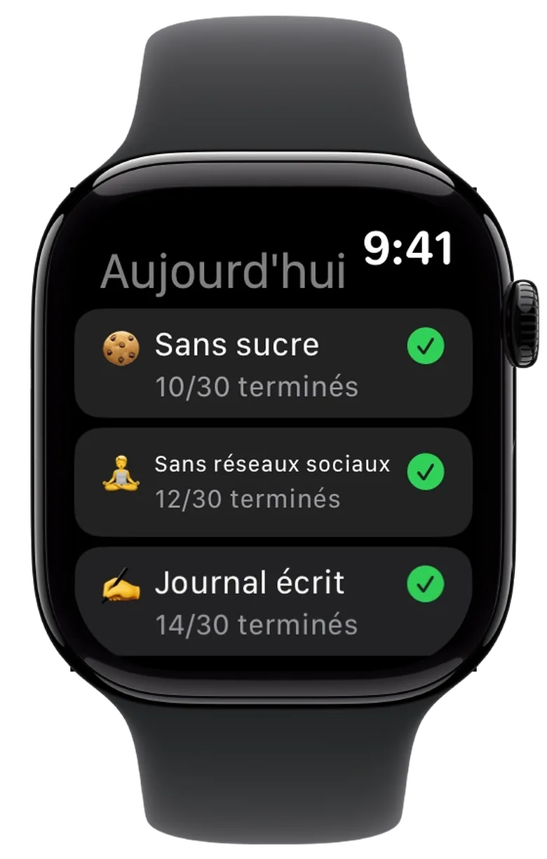 Apple Watch affichant trois challenges les unes sous les autres, chacune avec sa coche verte et les jours faits