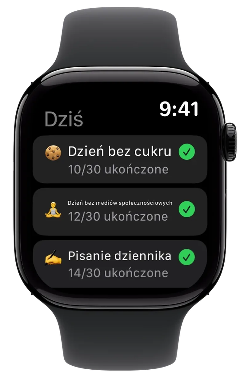 Apple Watch z trzema challenge’ami jeden pod drugim, każdy z zielonym haczykiem i liczbą zaliczonych dni